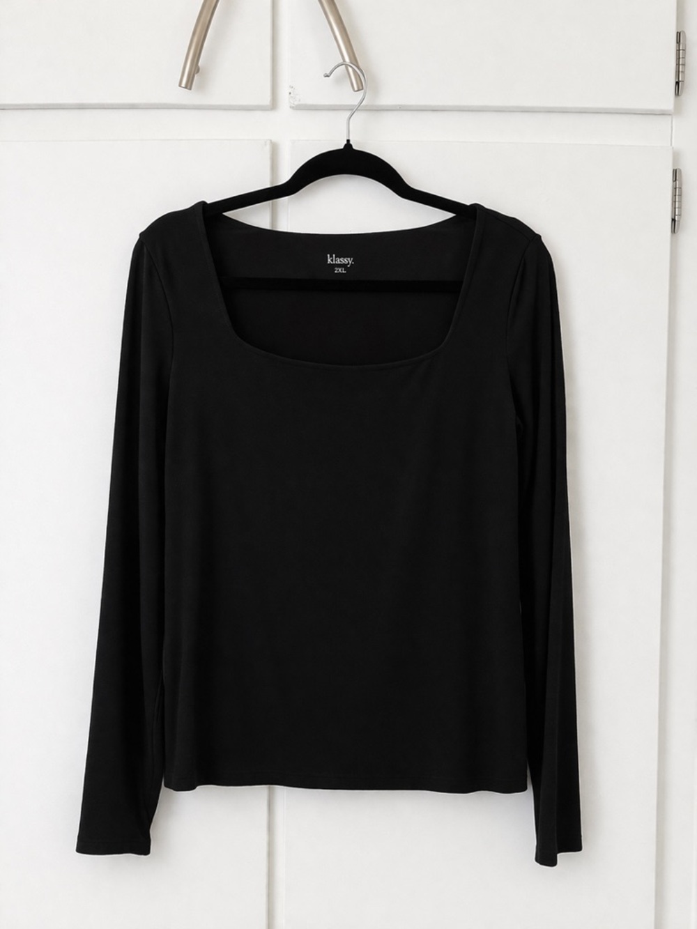 Klassy Network Black Long-Sleeve Square Neck long sleeve with built in bra
